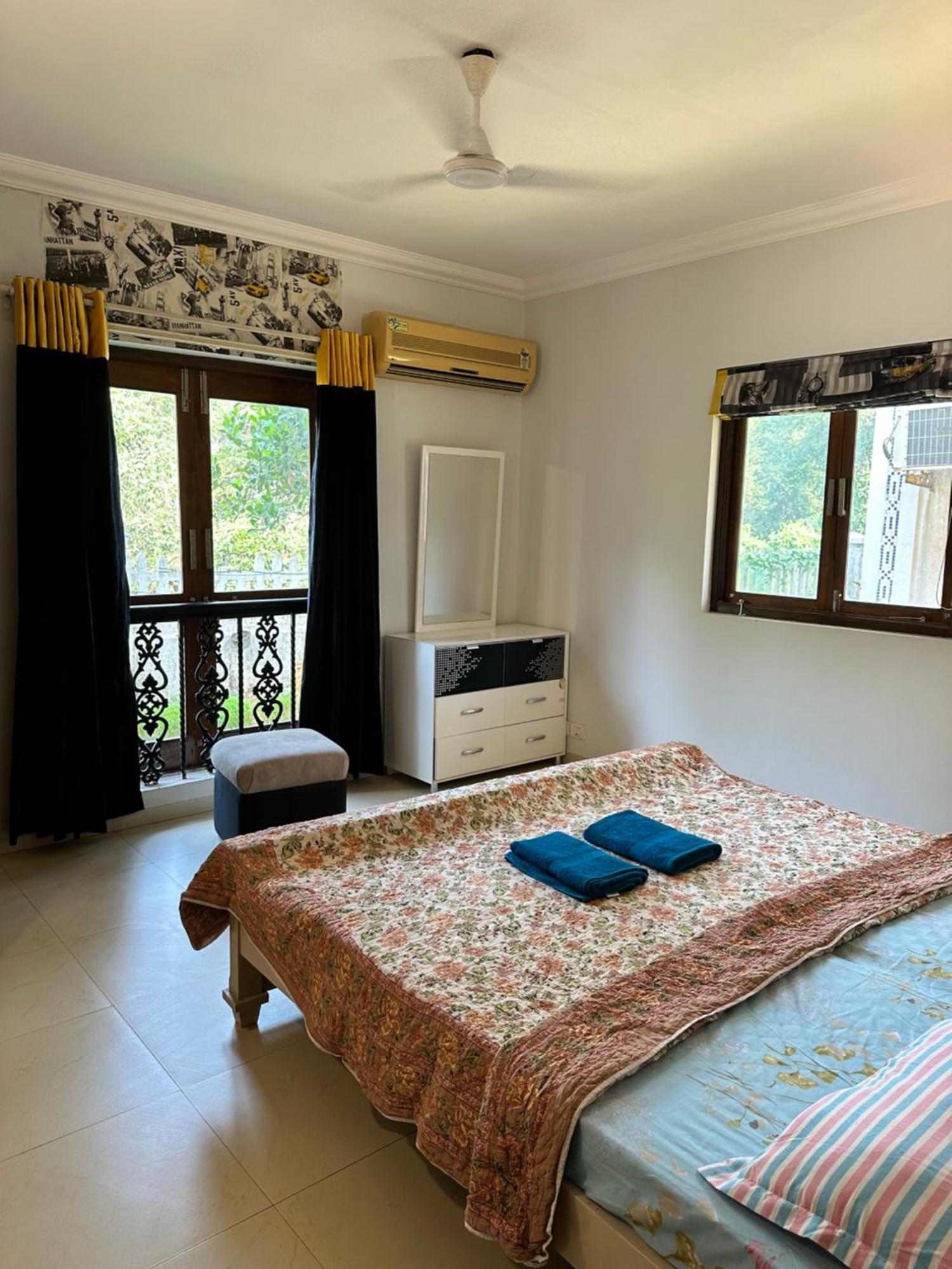 Riviera Hermitage Anjuna Buitenkant foto