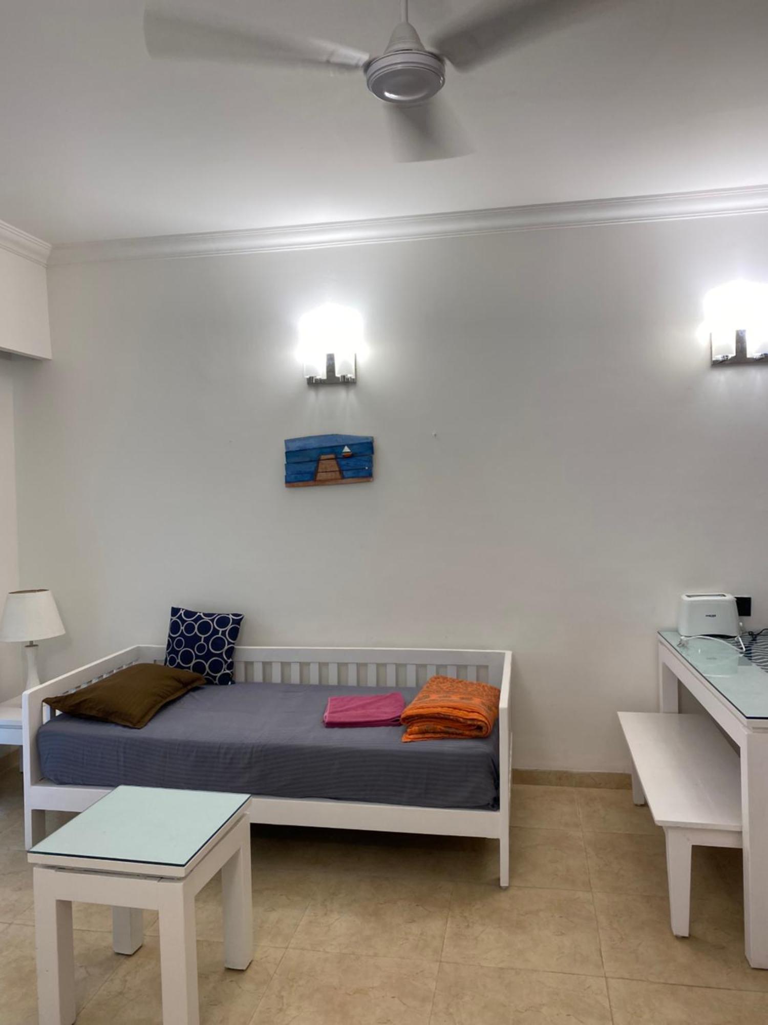 Riviera Hermitage Anjuna Buitenkant foto