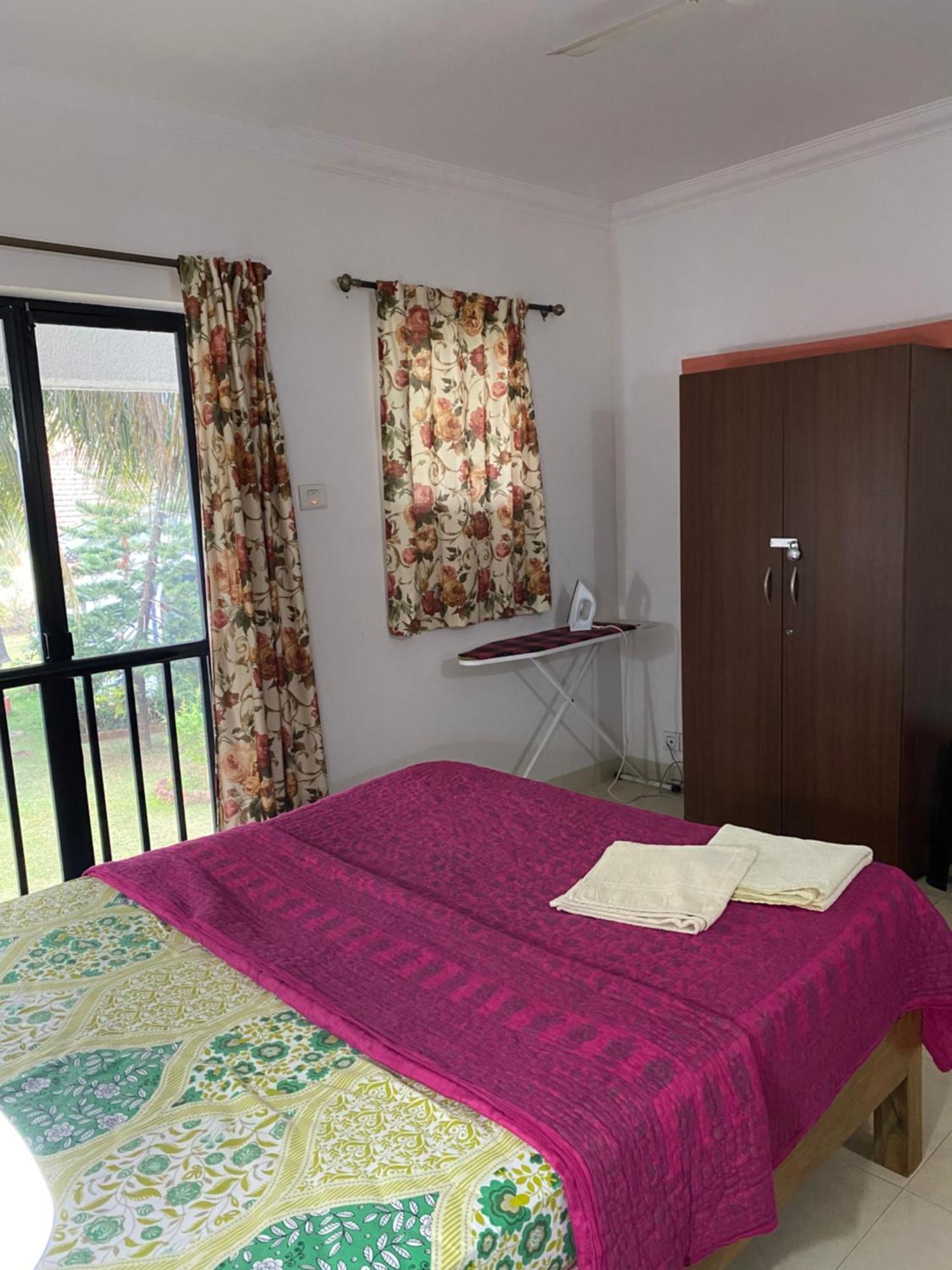 Riviera Hermitage Anjuna Buitenkant foto